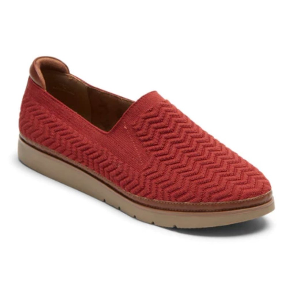 WOMEN'S CAMRYN SLIP-ON SHOE - 6.5 New without tags - never worn